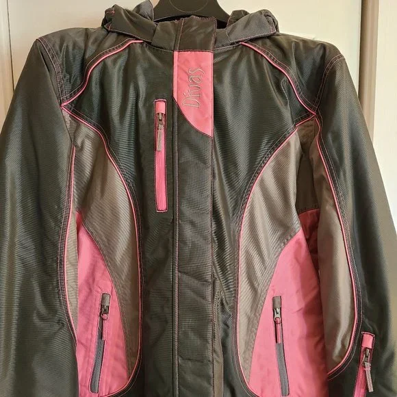 Diva store snowmobile gear